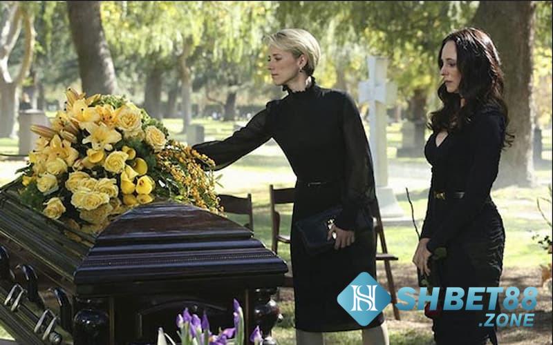 Nằm mơ thấy đám ma nhà hàng xóm đánh số mấy 8 Nằm mơ thấy đám ma nhà hàng xóm đánh con gì?